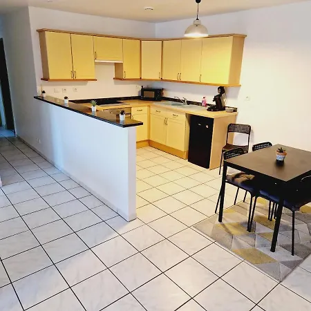 2 Bedrooms Private Parking Wifi Tv Daire