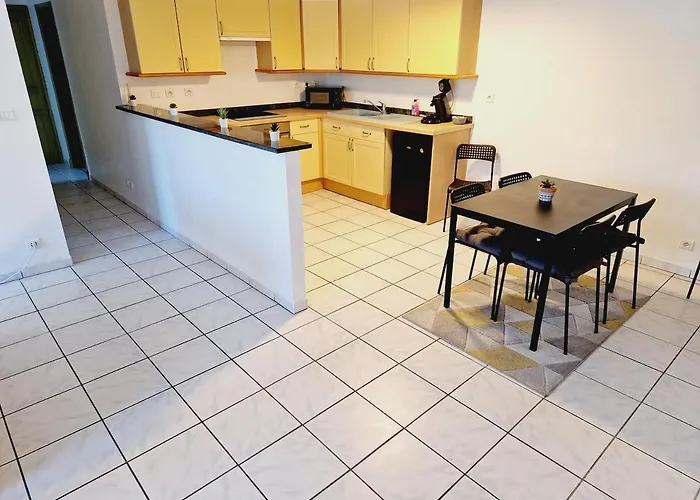 Appartamento 2 Bedrooms Private Parking Wifi Tv *